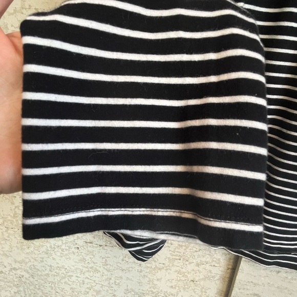 Hell Bunny Women's Striped Shirt Top Ruffled Velvet Neck Black White Stretchy - Picture 7 of 16